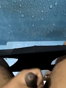 Snapshot of buntyk199 chatting on 10/29/25, 04:33 buntyk199 online show from 10/29/25, 04:33