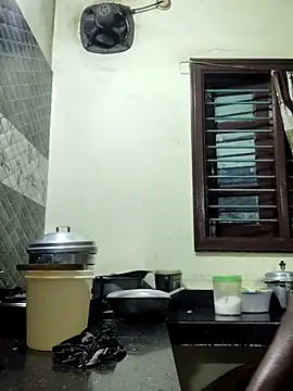 papukurty online show from 10/20/25, 02:39