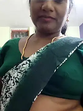Snapshot of papukurty chatting on 09/27/25, 01:28 papukurty online show from 09/27/25, 01:28