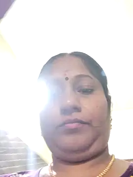 Snapshot of papukurty chatting on 04/29/26, 02:38 papukurty online show from 04/29/26, 02:38