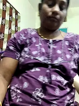 Snapshot of papukurty chatting on 05/17/26, 01:00 papukurty online show from 05/17/26, 01:00