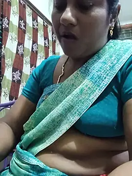 Snapshot of papukurty chatting on 06/15/26, 04:17 papukurty online show from 06/15/26, 04:17