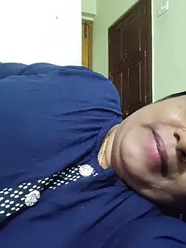Snapshot of papukurty chatting on 06/17/26, 05:56 papukurty online show from 06/17/26, 05:56