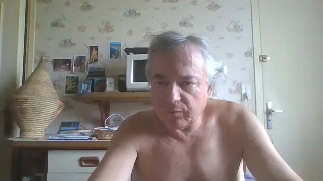 Snapshot of gegevincent chatting on 06/28/26, 11:16 gegevincent online show from 06/28/26, 11:16