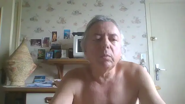 Snapshot of gegevincent chatting on 06/30/26, 10:48 gegevincent online show from 06/30/26, 10:48
