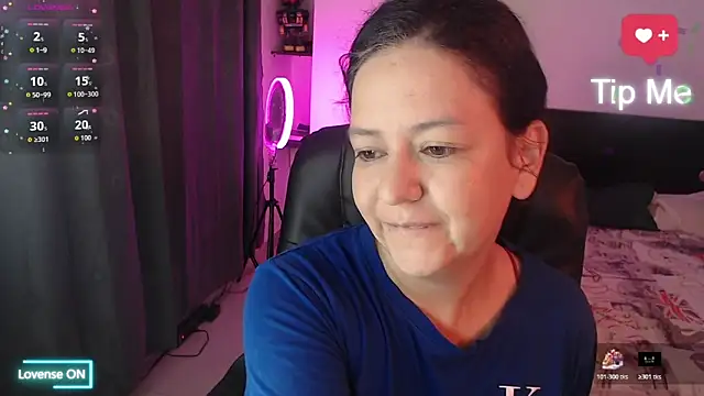 Abbyjoness21 online show from 11/06/25, 10:19