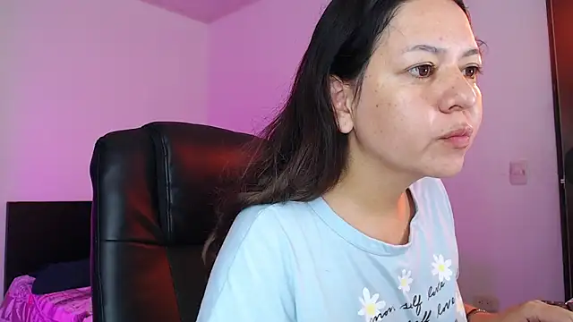 Abbyjoness21 online show from 11/25/25, 10:26