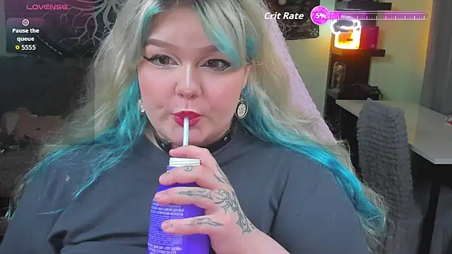  CandyM1lky  online show from 11/11/25, 06:41