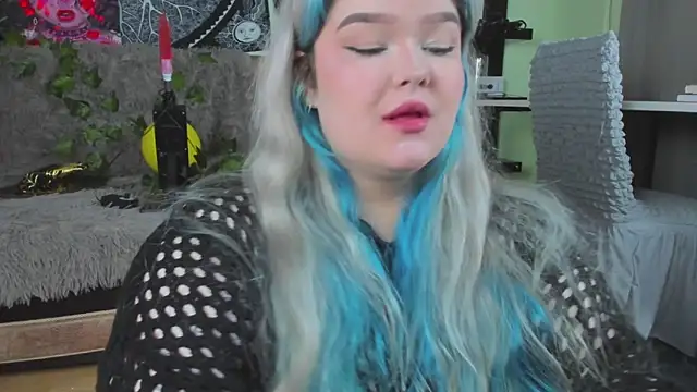  CandyM1lky  online show from 10/30/25, 06:55