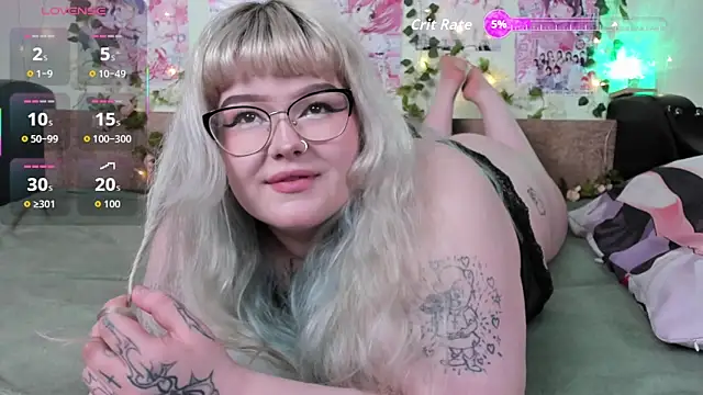  CandyM1lky  online show from 03/26/26, 08:23