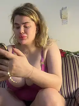 aydabella7777 online show from 12/16/25, 05:28