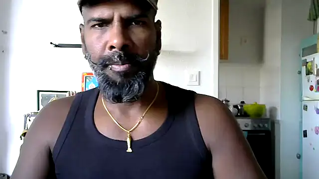 Snapshot of frenchblackc31 chatting on 09/29/25, 08:10 frenchblackc31 online show from 09/29/25, 08:10
