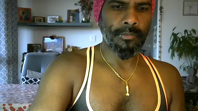 frenchblackc31 online show from 02/18/26, 05:09