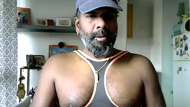 frenchblackc31 online show from 04/03/26, 11:49