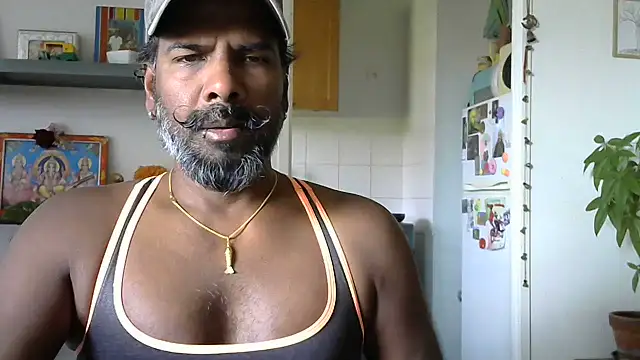 Snapshot of frenchblackc31 chatting on 06/07/26, 10:42 frenchblackc31 online show from 06/07/26, 10:42