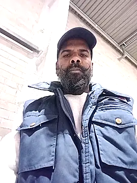 frenchblackc31 online show from 11/14/25, 07:56