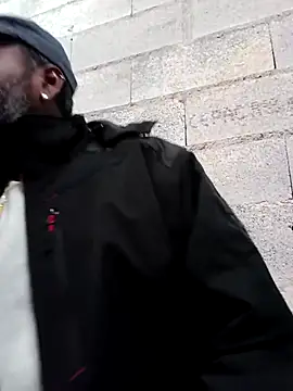 frenchblackc31 online show from 12/16/25, 12:42