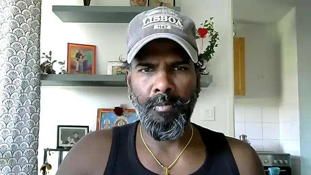frenchblackc31 online show from 05/25/26, 02:27