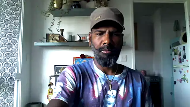 Snapshot of frenchblackc31 chatting on 09/14/25, 08:04 frenchblackc31 online show from 09/14/25, 08:04