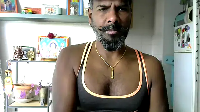 frenchblackc31 online show from 02/01/26, 12:14