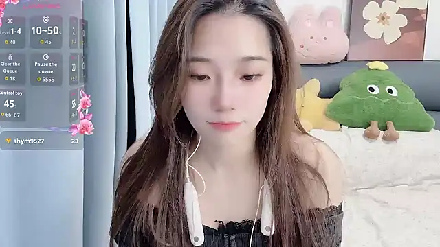 yuyu 77 online show from 12/02/25, 01:57