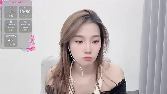 yuyu 77 online show from 10/30/25, 06:16