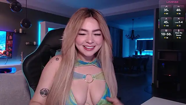 OriannaFox online show from 03/29/26, 07:37