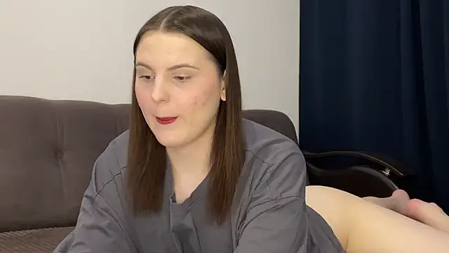 Snapshot of vertul1ana chatting on 12/21/25, 05:47 vertul1ana online show from 12/21/25, 05:47