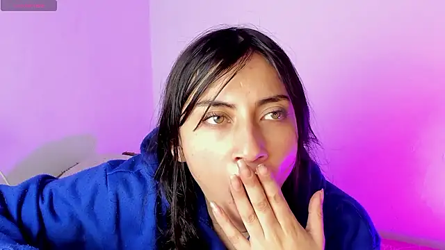 Alanaloiiss  online show from 03/11/26, 03:28