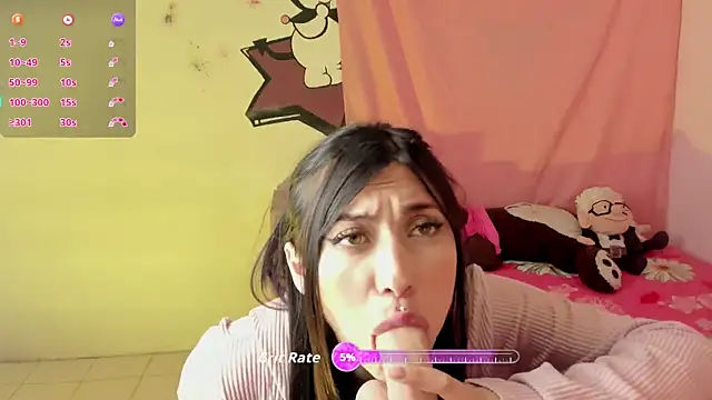 Alanaloiiss  online show from 11/17/25, 10:14