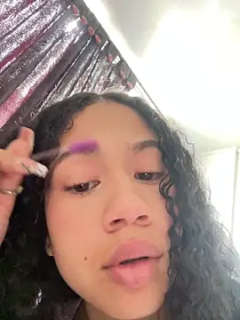 jadee8 online show from 05/17/26, 06:41