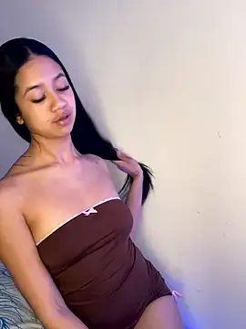 jadee8 online show from 01/15/26, 04:32