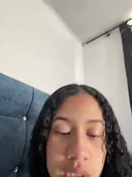jadee8 online show from 04/30/26, 07:21