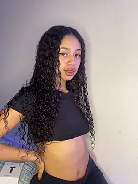 jadee8 online show from 12/04/25, 10:20