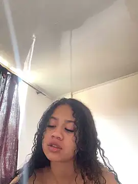 jadee8 online show from 02/15/26, 01:43