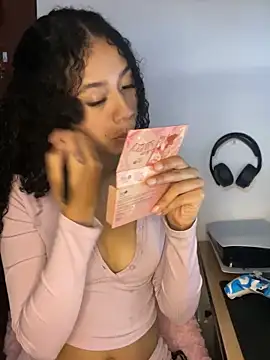 jadee8 online show from 03/07/26, 05:40