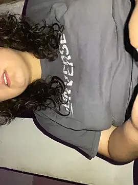 Snapshot of Solangerulo_ chatting on 02/13/26, 05:07 Solangerulo online show from 02/13/26, 05:07