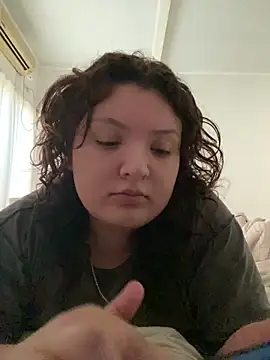 Snapshot of Solangerulo_ chatting on 02/26/26, 01:22 Solangerulo online show from 02/26/26, 01:22