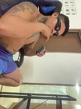 siilvestremx online show from 10/28/25, 04:35