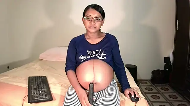 indiansweetflava online show from 05/13/26, 06:59