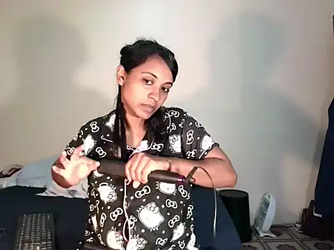 Snapshot of indiansweetflava chatting on 01/13/26, 05:22 indiansweetflava online show from 01/13/26, 05:22