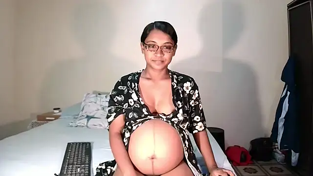 indiansweetflava online show from 03/31/26, 04:58