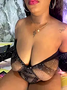 Snapshot of MiiaaCollinss chatting on 10/09/25, 03:56 MiiaaCollinss online show from 10/09/25, 03:56