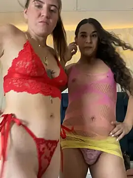 Snapshot of Sweet_vicky_hot chatting on 11/15/25, 12:20 Sweet vicky hot online show from 11/15/25, 12:20