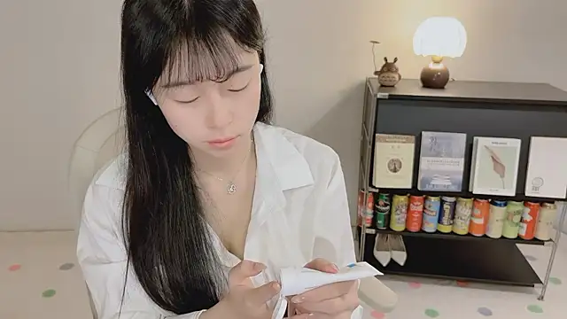 Onechestnut online show from 05/21/26, 05:27
