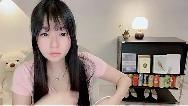 Onechestnut online show from 06/26/26, 04:07