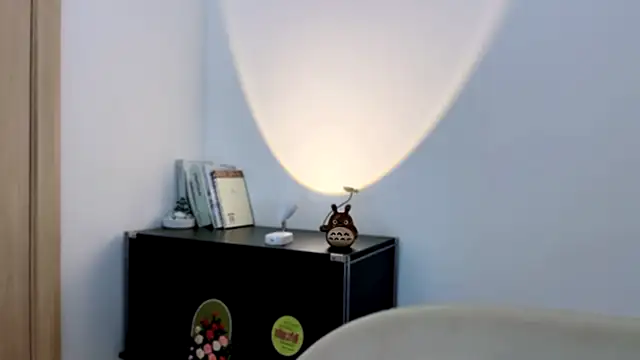 Onechestnut online show from 07/10/26, 12:05
