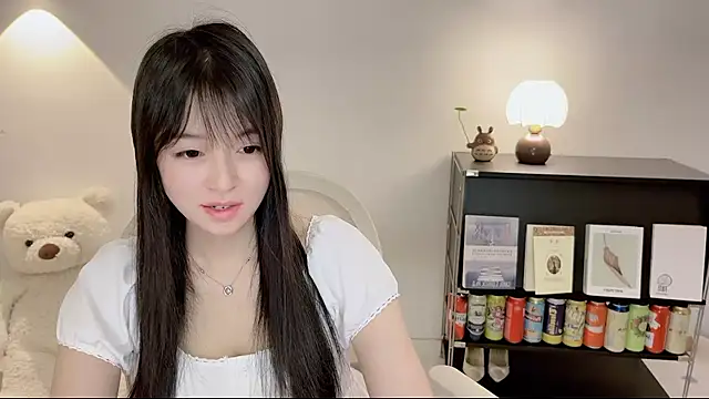 Onechestnut online show from 06/15/26, 02:34