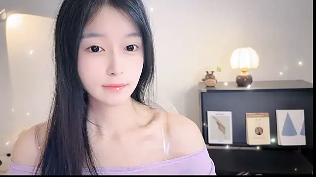 Onechestnut online show from 11/09/25, 06:17