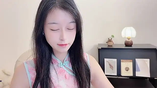 Onechestnut online show from 10/16/25, 06:10